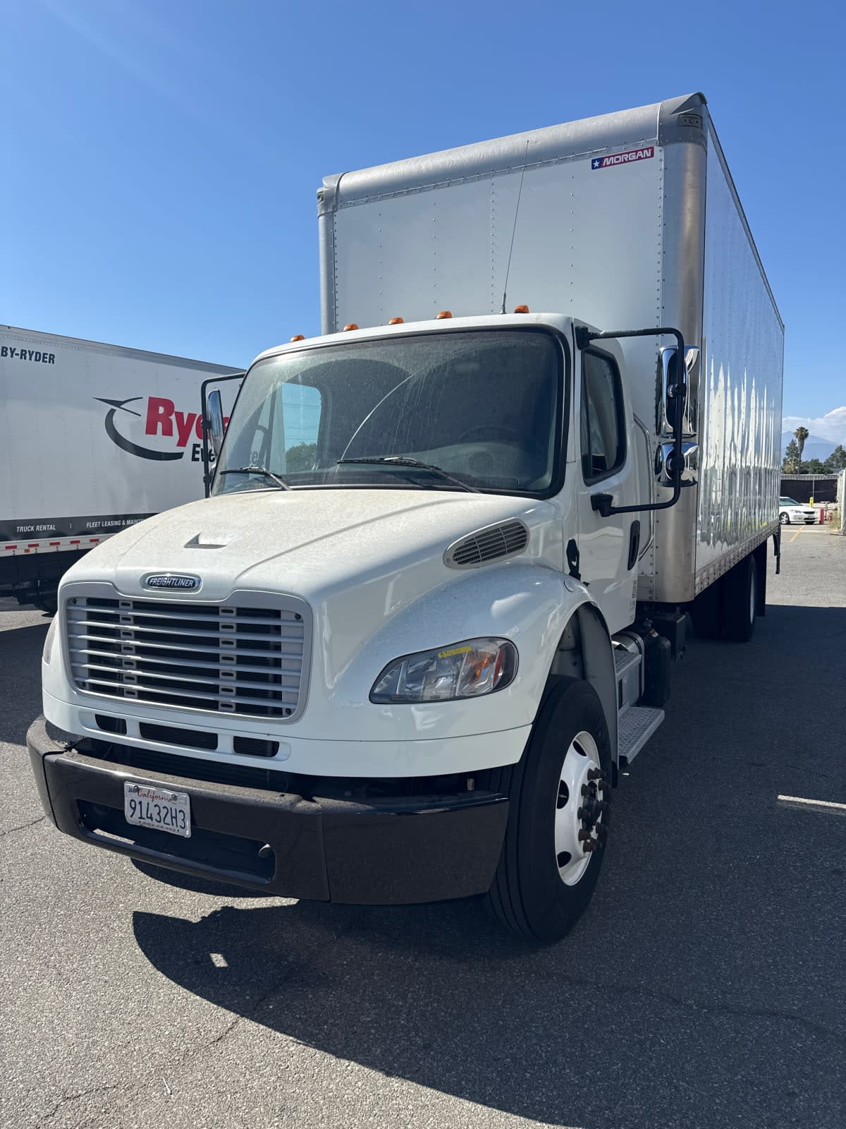 2022 Freightliner M2 106 in Pomona, CA — photo 3