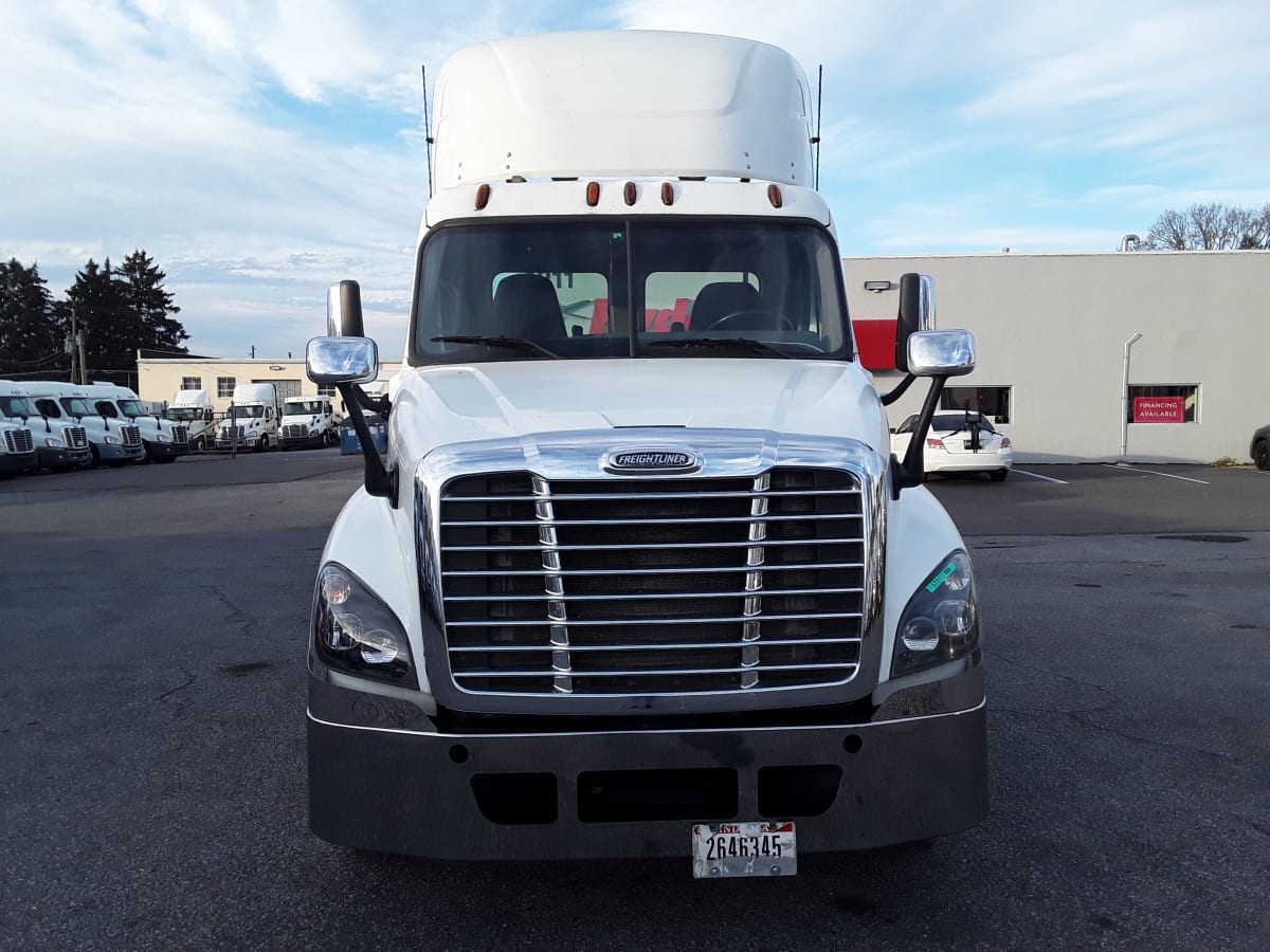 2015 Freightliner/Mercedes CASCADIA 125 573177