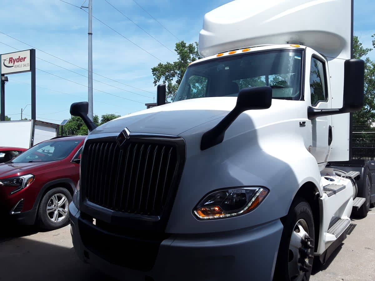 2022 NAVISTAR INTERNATIONAL LT625 DAYCAB T/A 573803