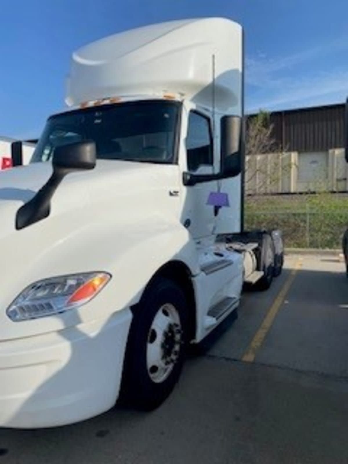 2022 NAVISTAR INTERNATIONAL LT625 DAYCAB T/A 573811