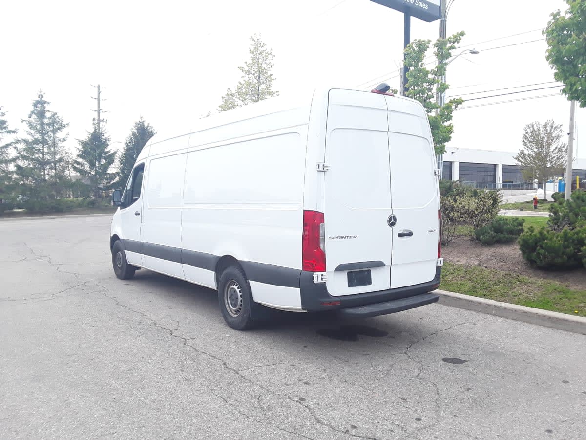 2021 Mercedes-Benz SPRINTER 2500 574645