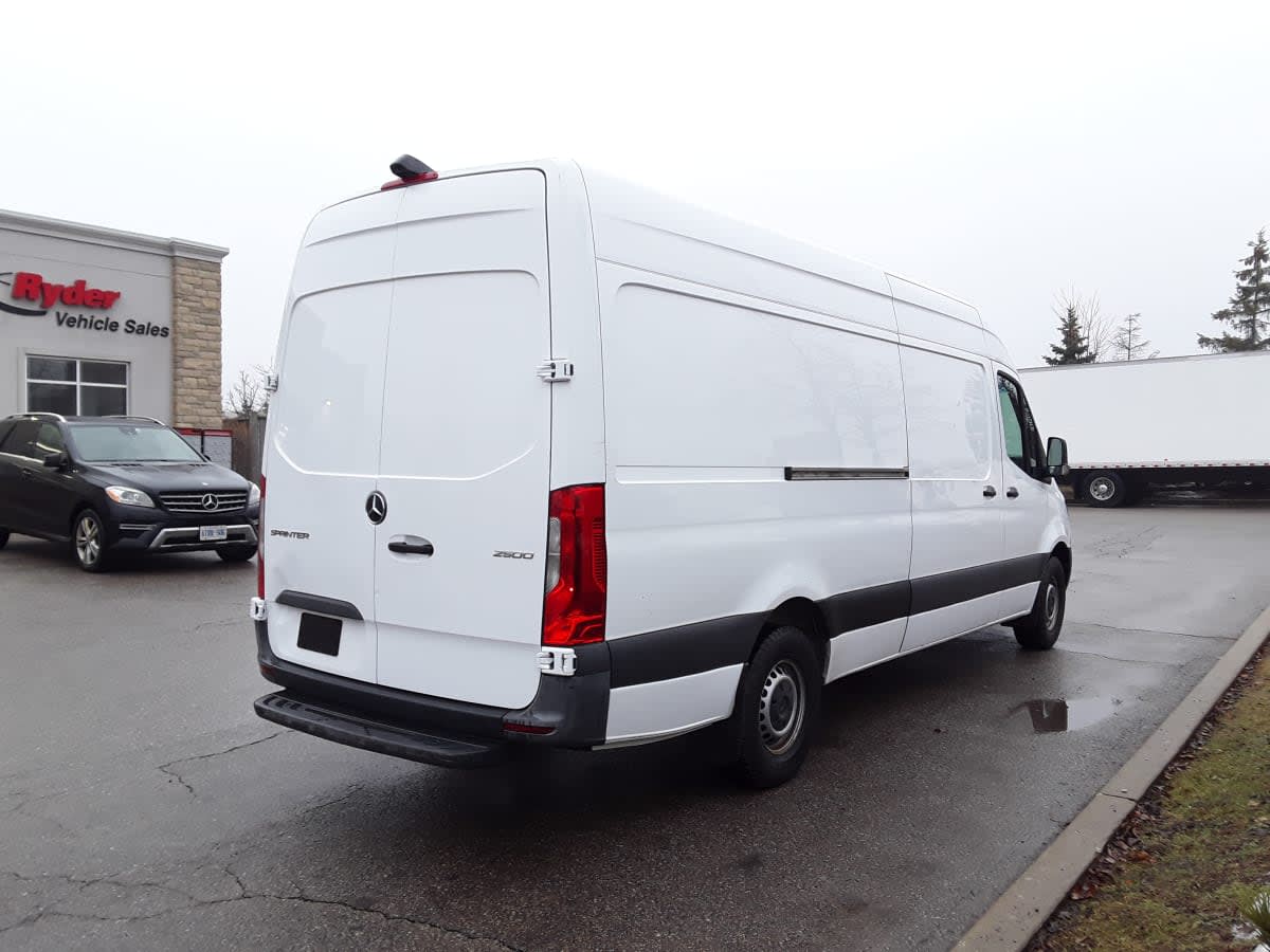 2021 Mercedes-Benz SPRINTER 2500 574799