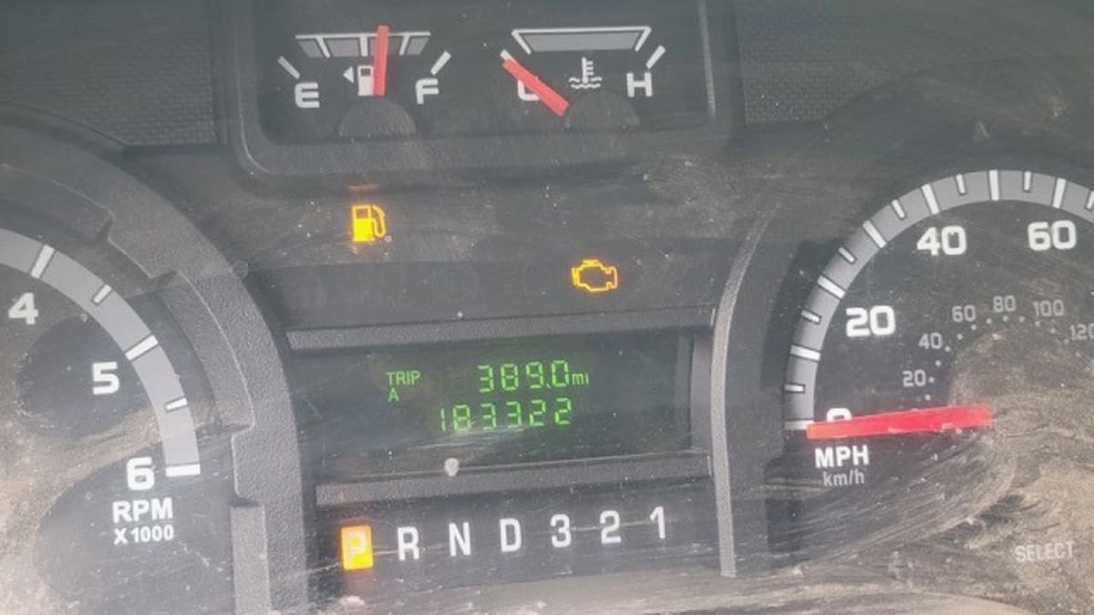 2016 Ford Motor Company E-350 CUTAWAY PARCEL 575252