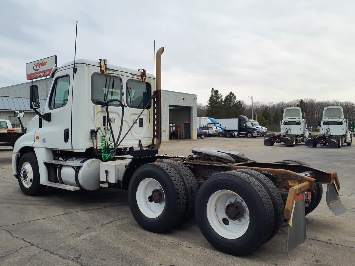 2017 Freightliner/Mercedes CASCADIA 575571