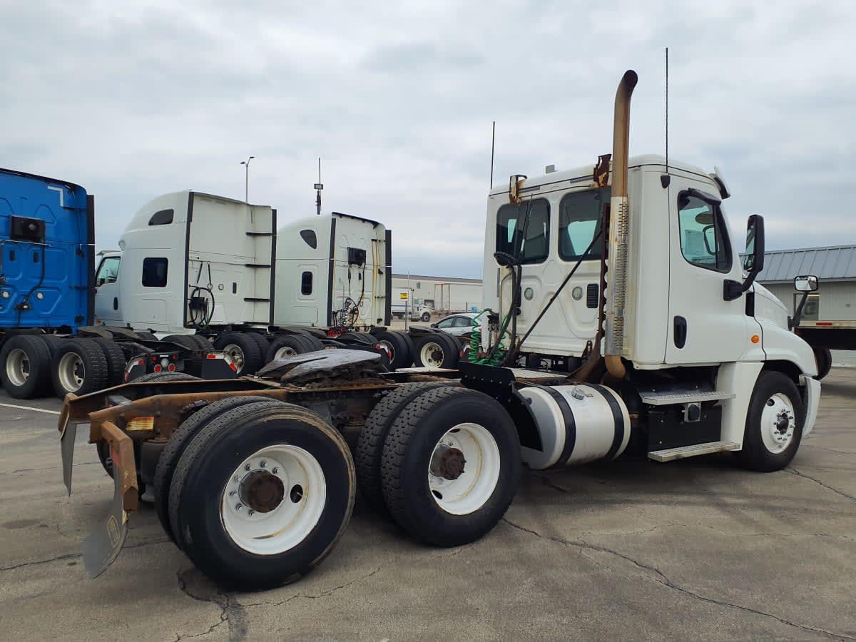 2017 Freightliner/Mercedes CASCADIA 575571