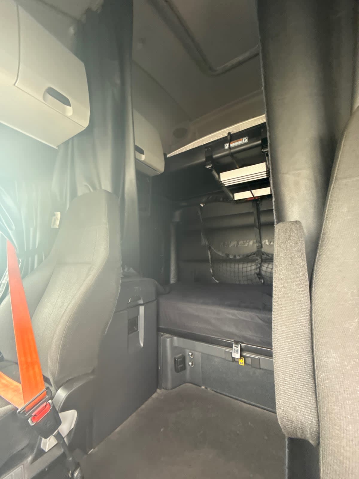 2023 Freightliner - image 8