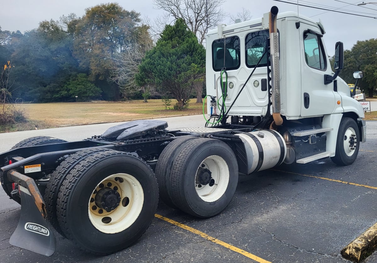 2016 Freightliner/Mercedes CASCADIA 125 576735