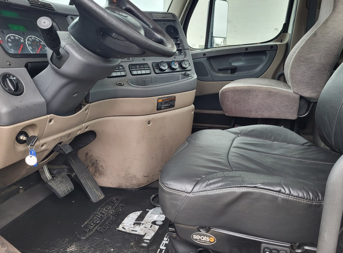 2016 Freightliner/Mercedes CASCADIA 125 576735