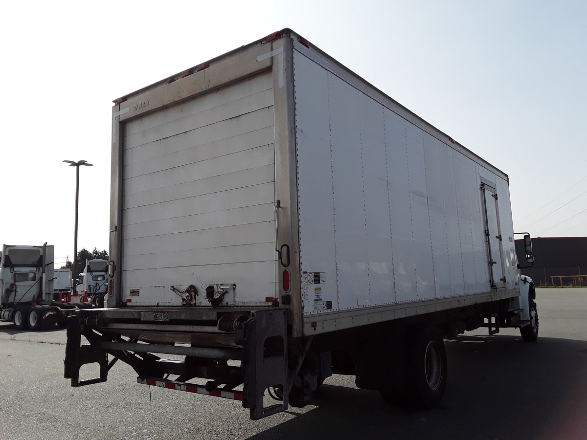 2015 Freightliner/Mercedes M2 106 577053