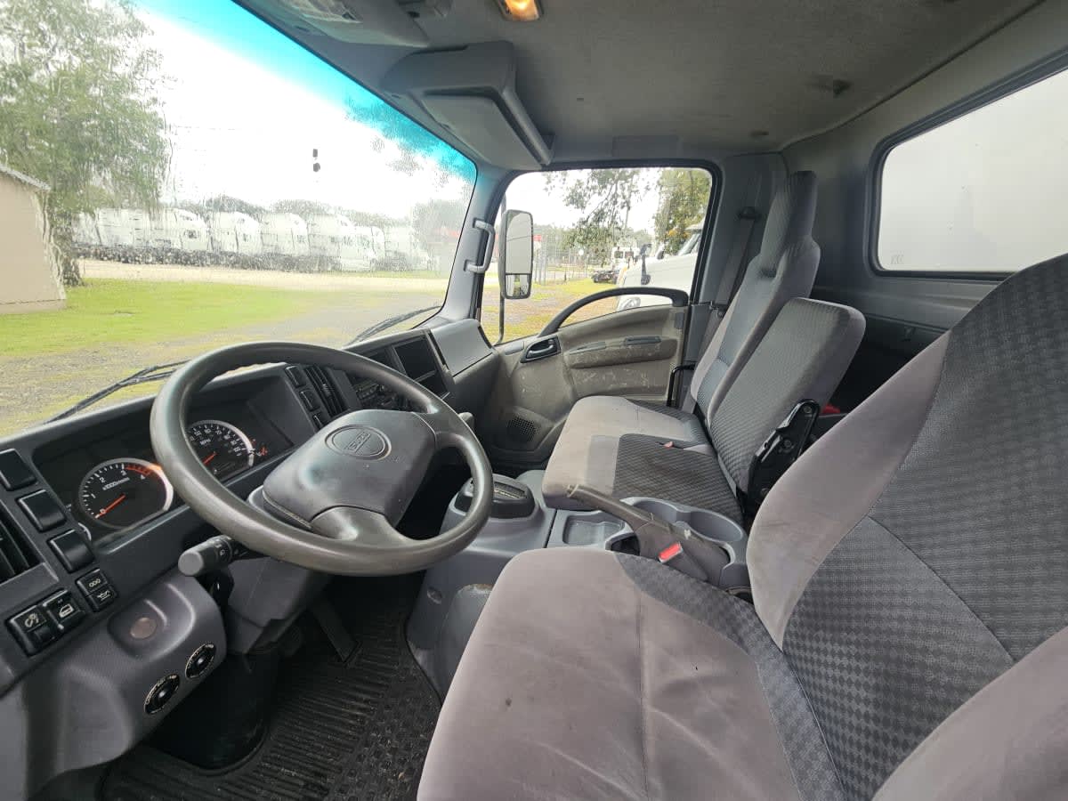 2014 Isuzu NPR HD 577170