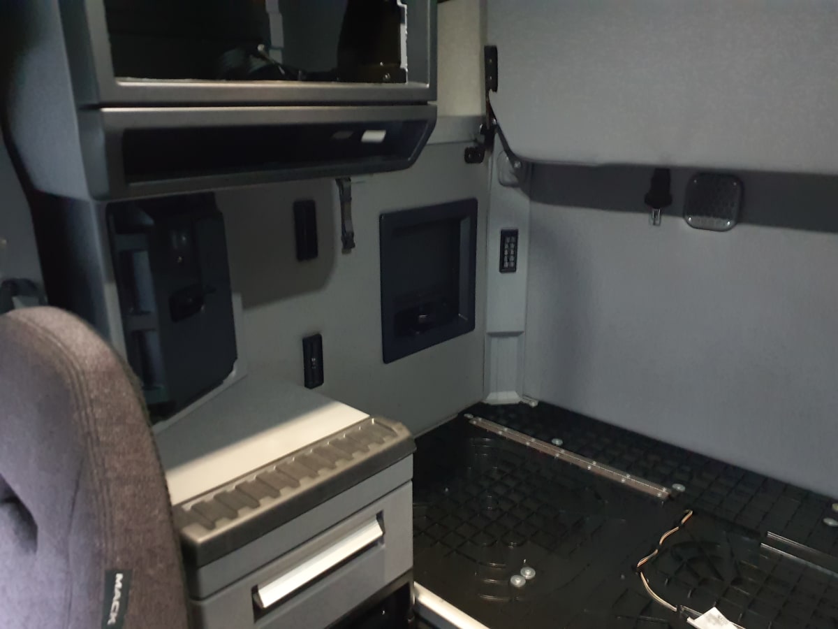 2020 Mack Trucks, Inc. ANTHEM 64T 577465