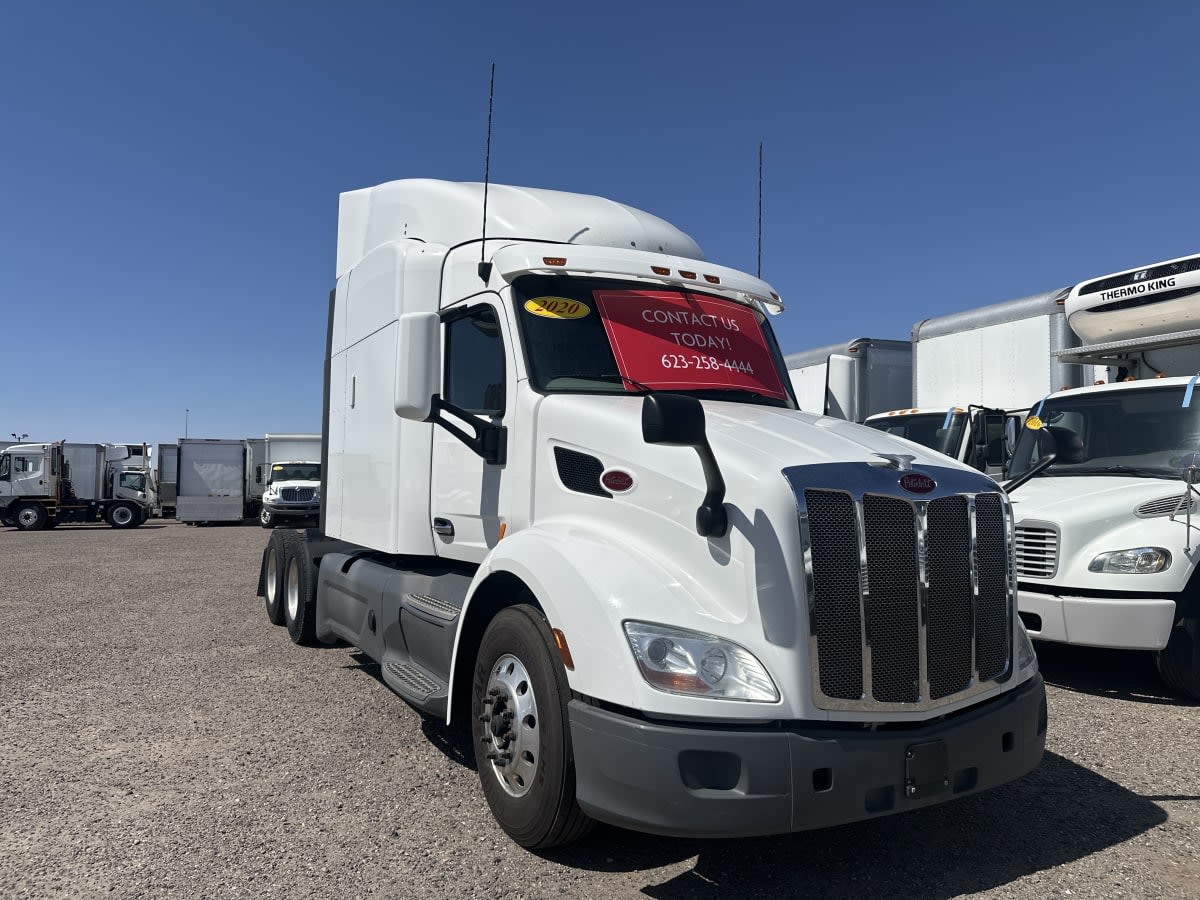 2020 Peterbilt 579 581075