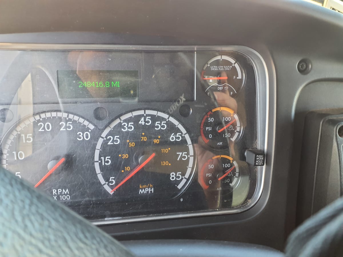 2020 Freightliner M2 106 581248