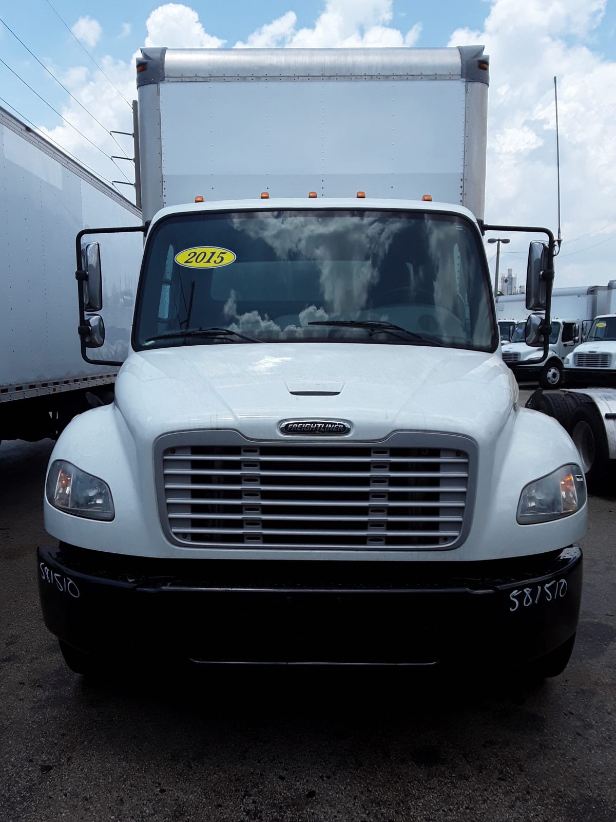 2015 Freightliner/Mercedes M2 106 581510