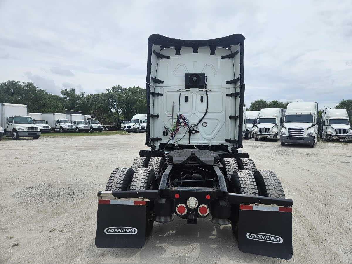 2023 Freightliner/Mercedes NEW CASCADIA PX12664 581691