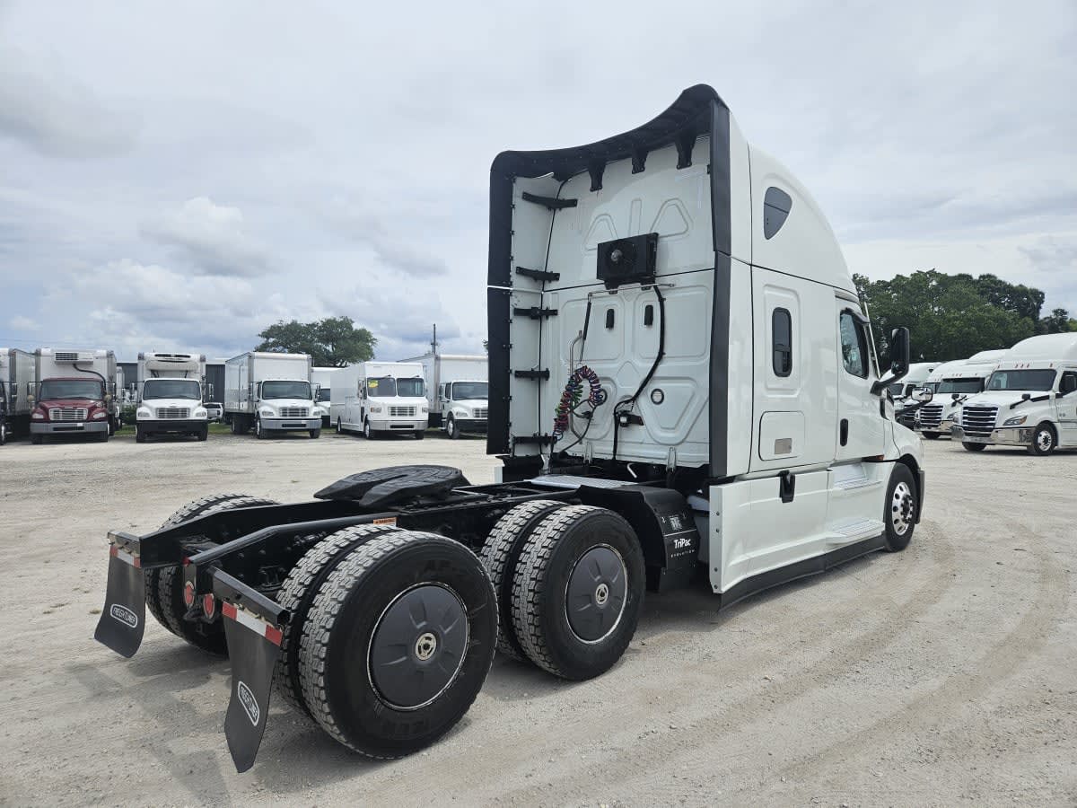 2023 Freightliner/Mercedes NEW CASCADIA PX12664 581691