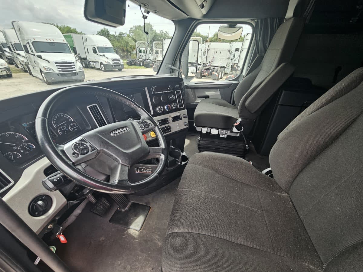 2023 Freightliner/Mercedes NEW CASCADIA PX12664 581691