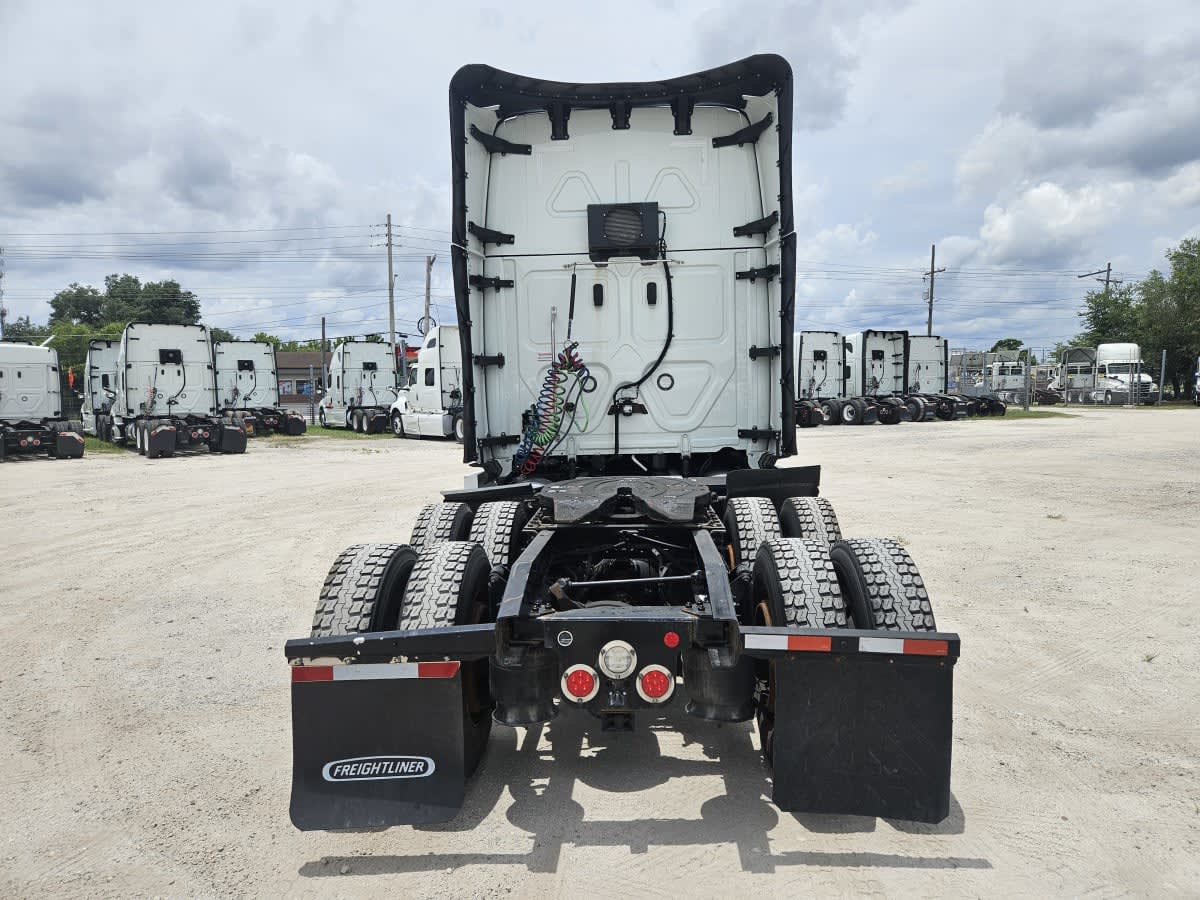2023 Freightliner/Mercedes NEW CASCADIA PX12664 581692