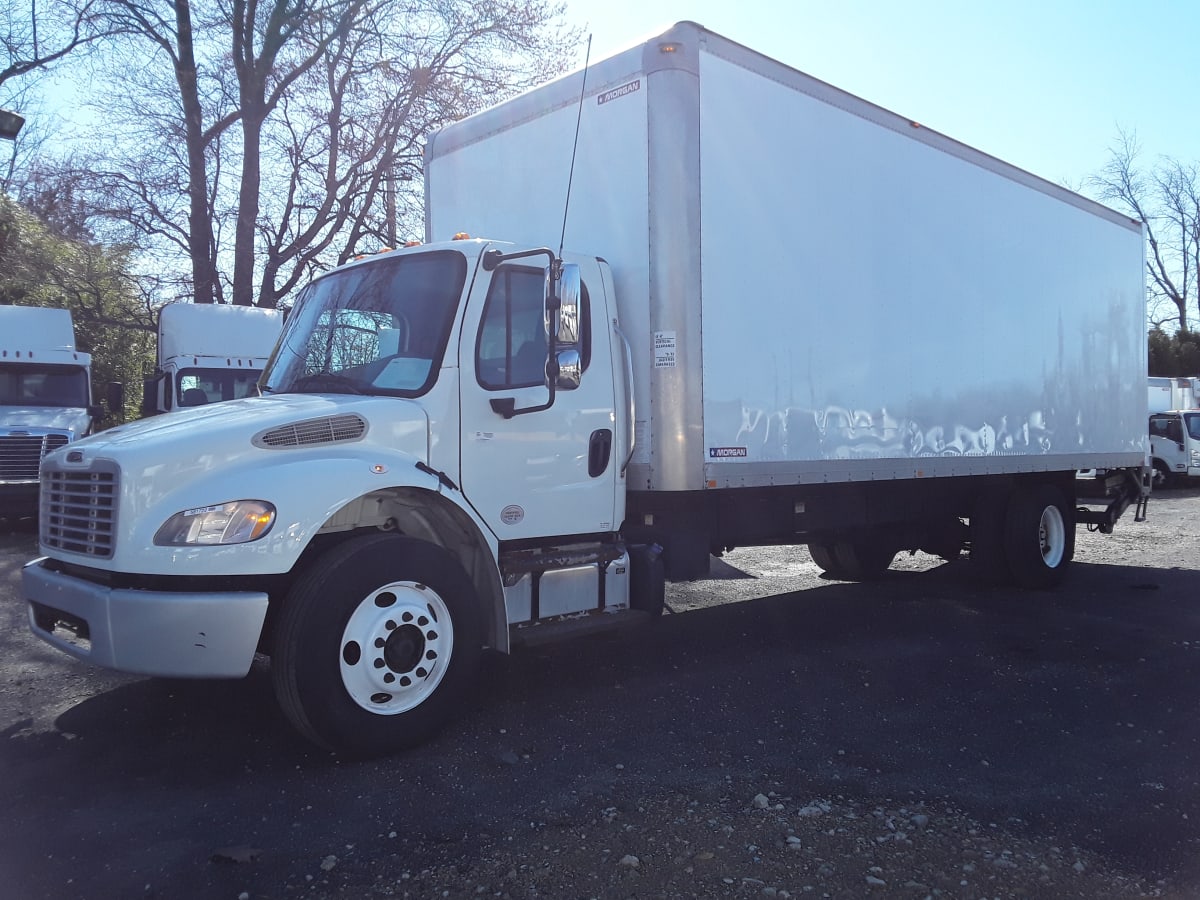 2015 Freightliner/Mercedes M2 106 581722