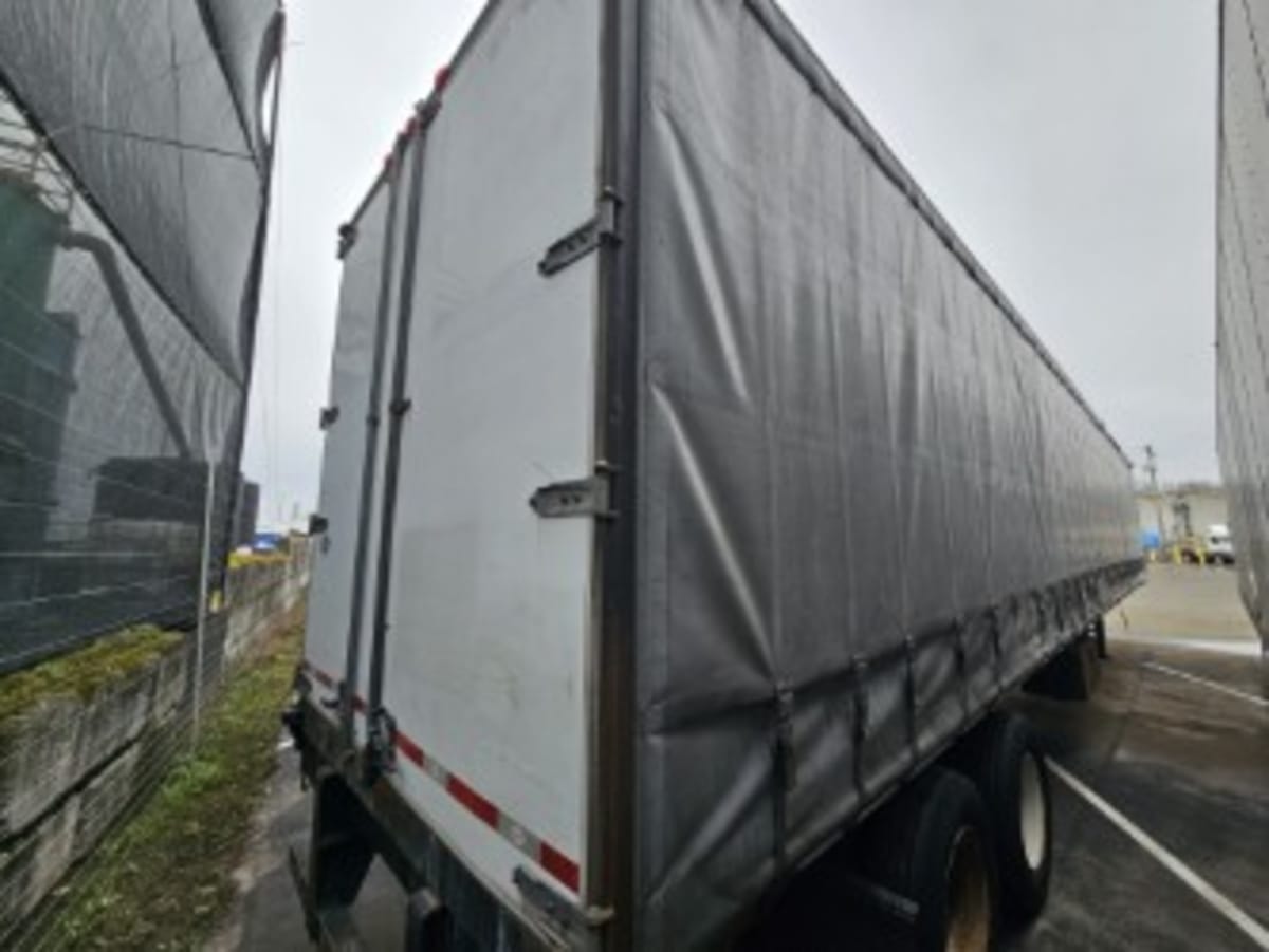2015 Utility Trailers UNKNOWN 581889