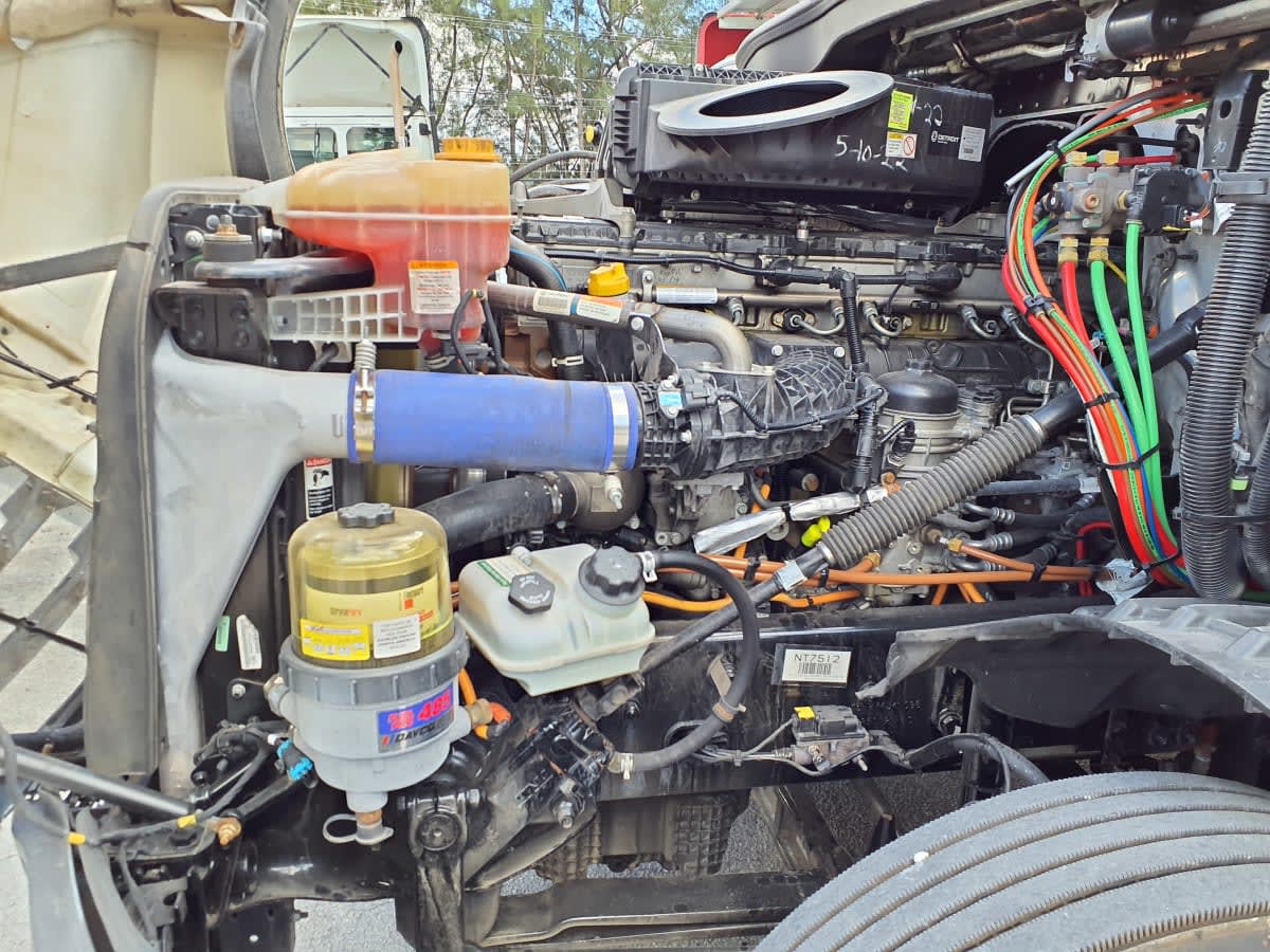 2022 Freightliner - image 9