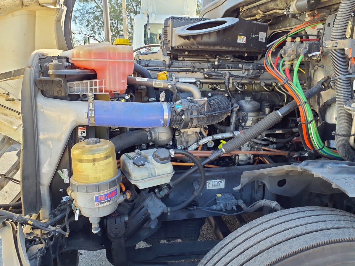 2022 Freightliner - image 9