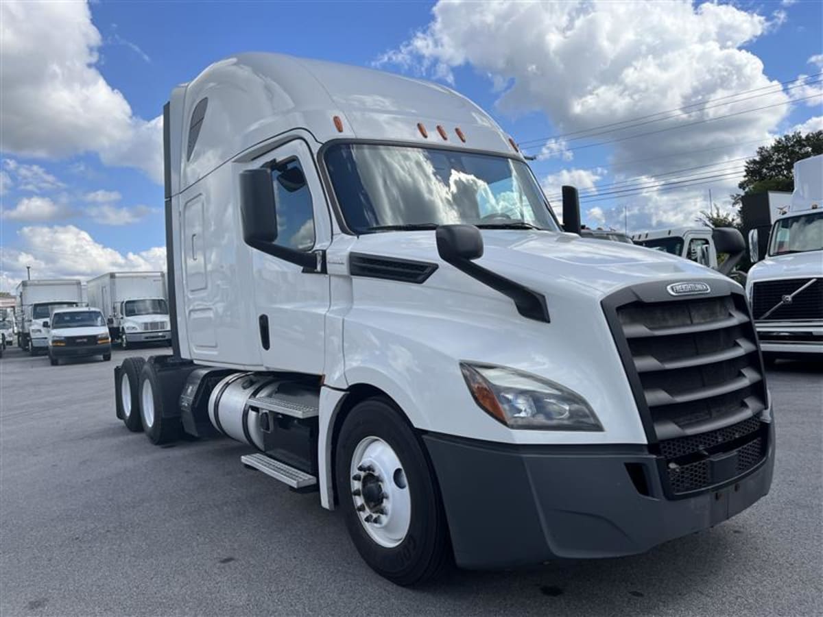2019 Freightliner - image 3