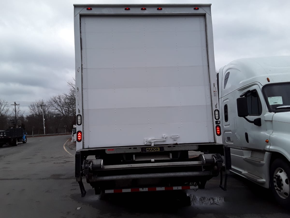 2015 Freightliner/Mercedes M2 106 583775