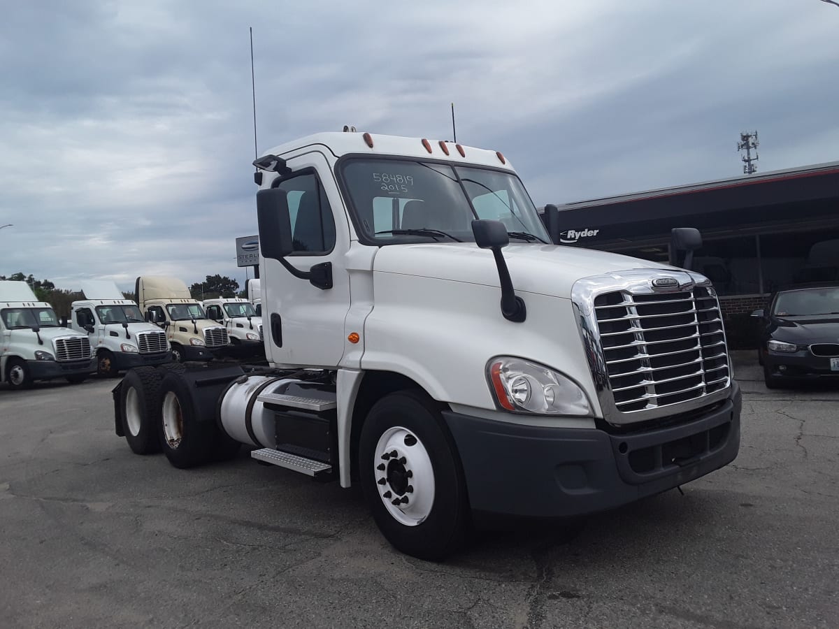 2015 Freightliner/Mercedes CASCADIA 125 584819