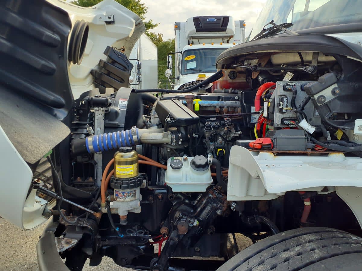 2020 Freightliner/Mercedes M2 106 584916