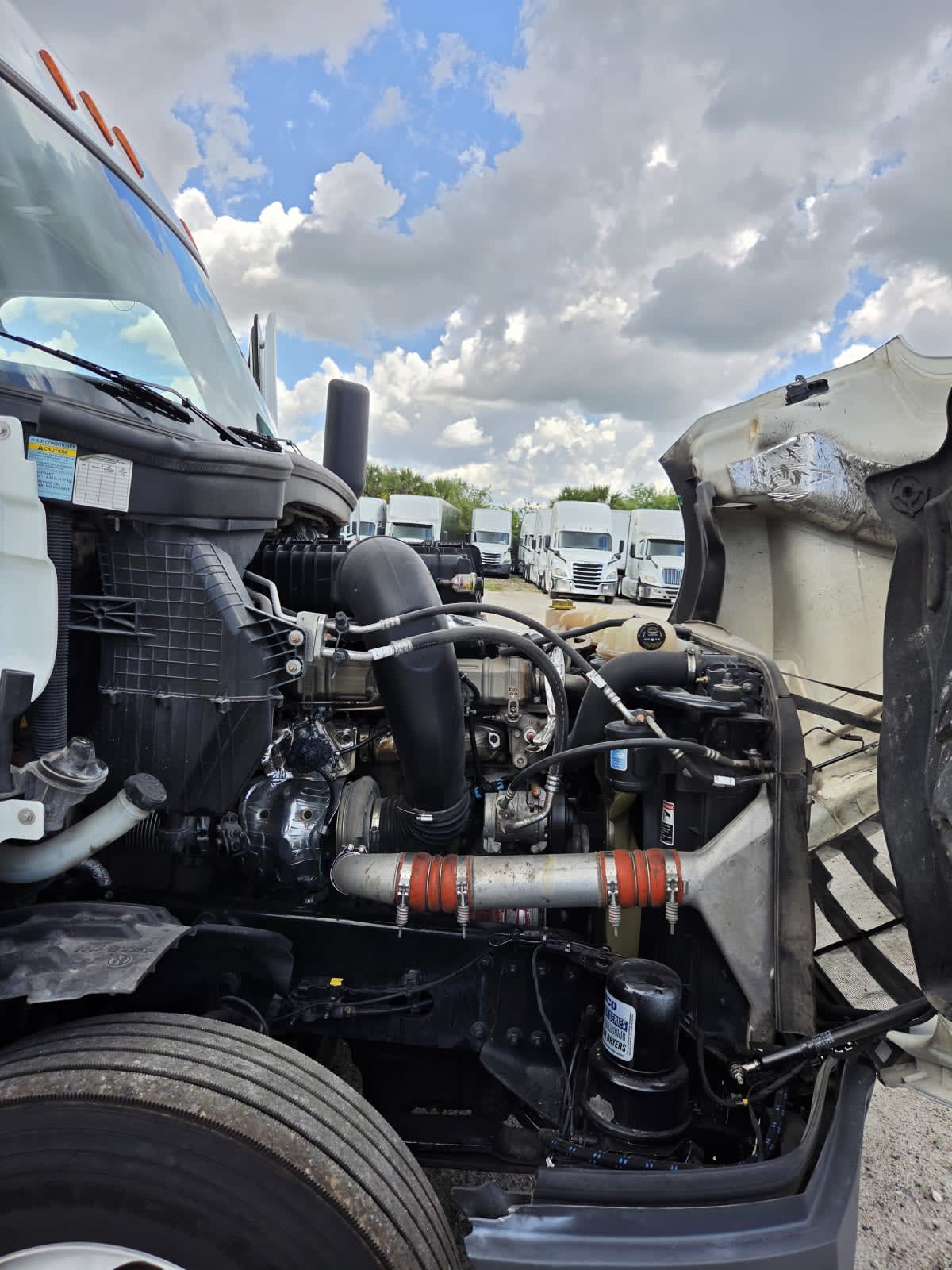 2022 Freightliner/Mercedes NEW CASCADIA PX12664 585002