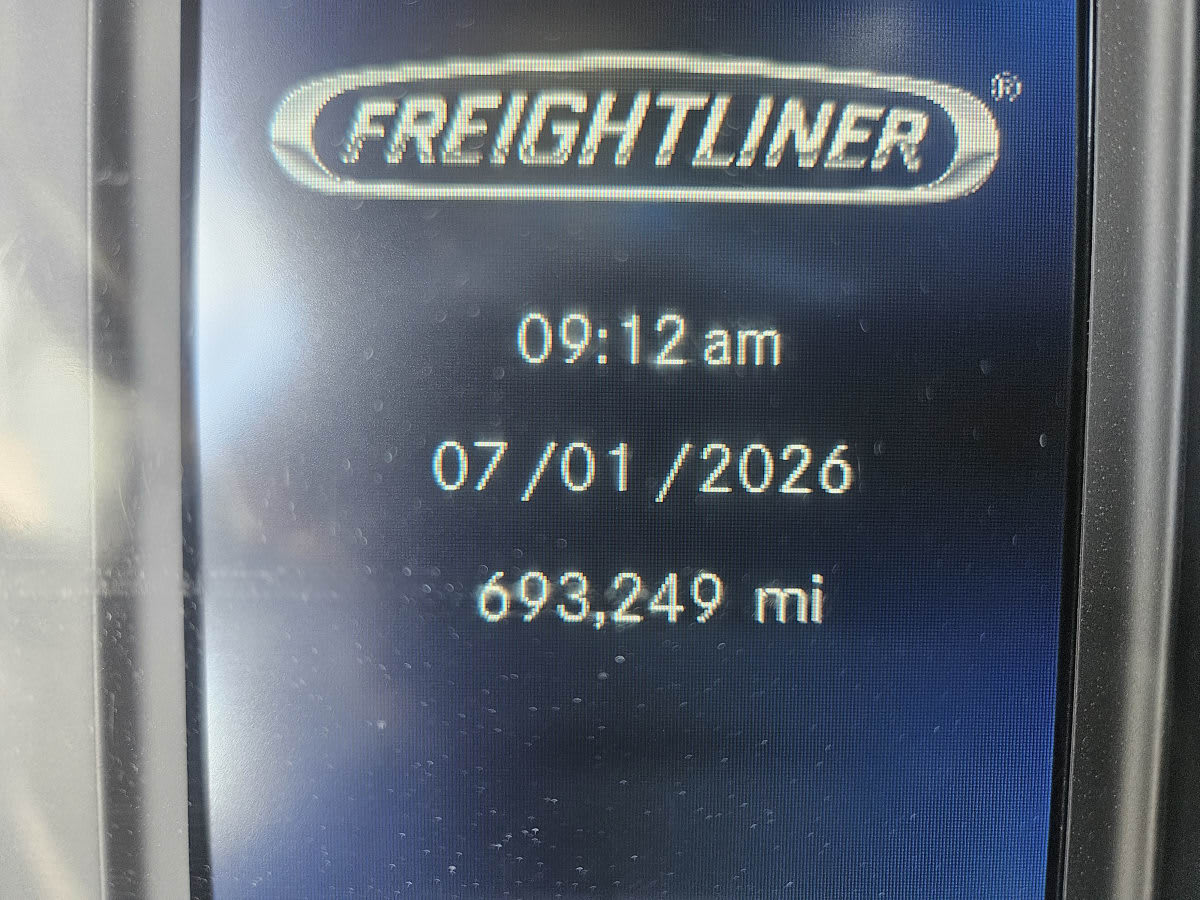 2022 Freightliner/Mercedes NEW CASCADIA PX12664 585008