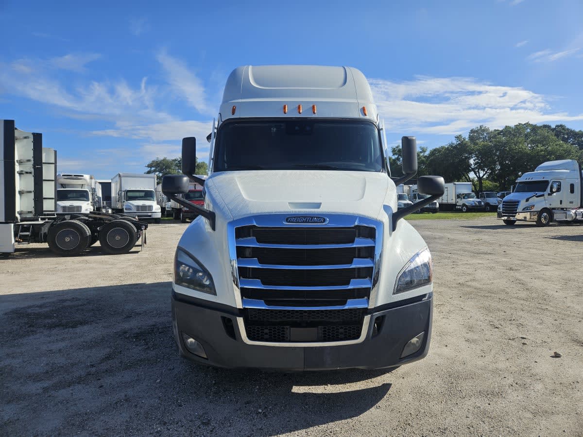 2022 Freightliner/Mercedes NEW CASCADIA PX12664 585008