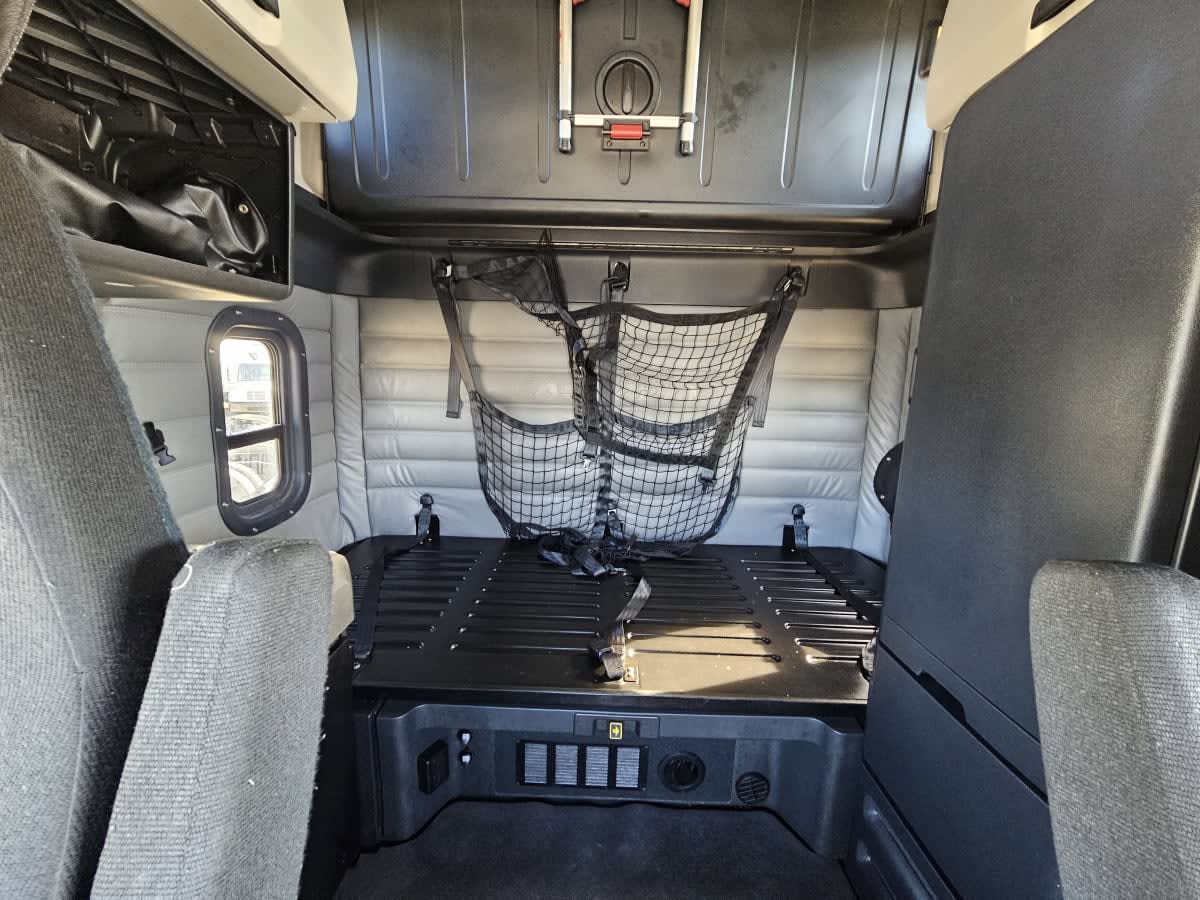 2022 Freightliner/Mercedes NEW CASCADIA PX12664 585008