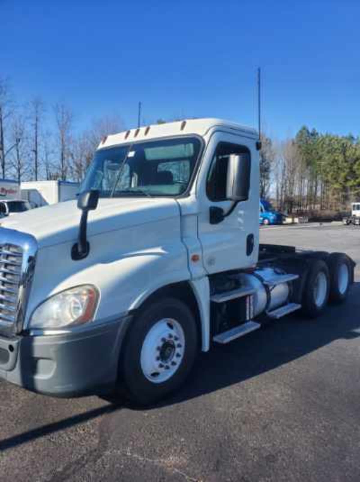 2015 Freightliner/Mercedes CASCADIA 125 585189