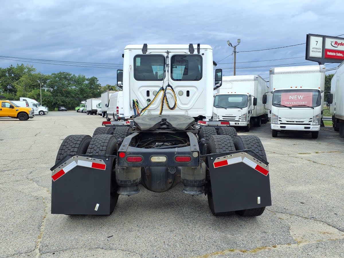 2019 Freightliner/Mercedes NEW CASCADIA 126 585564
