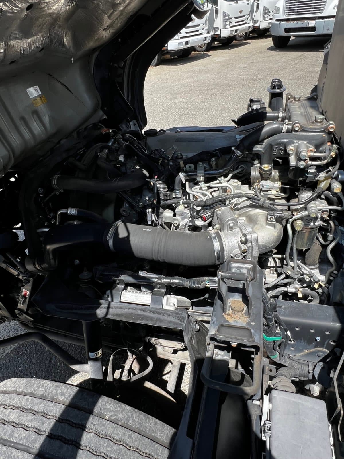 2020 Isuzu NPR HD 586184