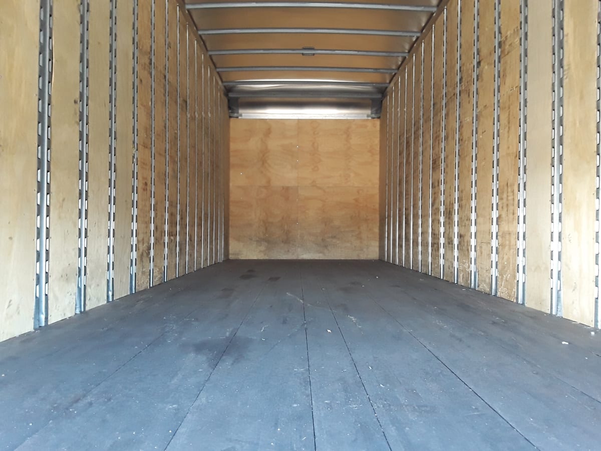 2020 Freightliner/Mercedes M2 106 586187