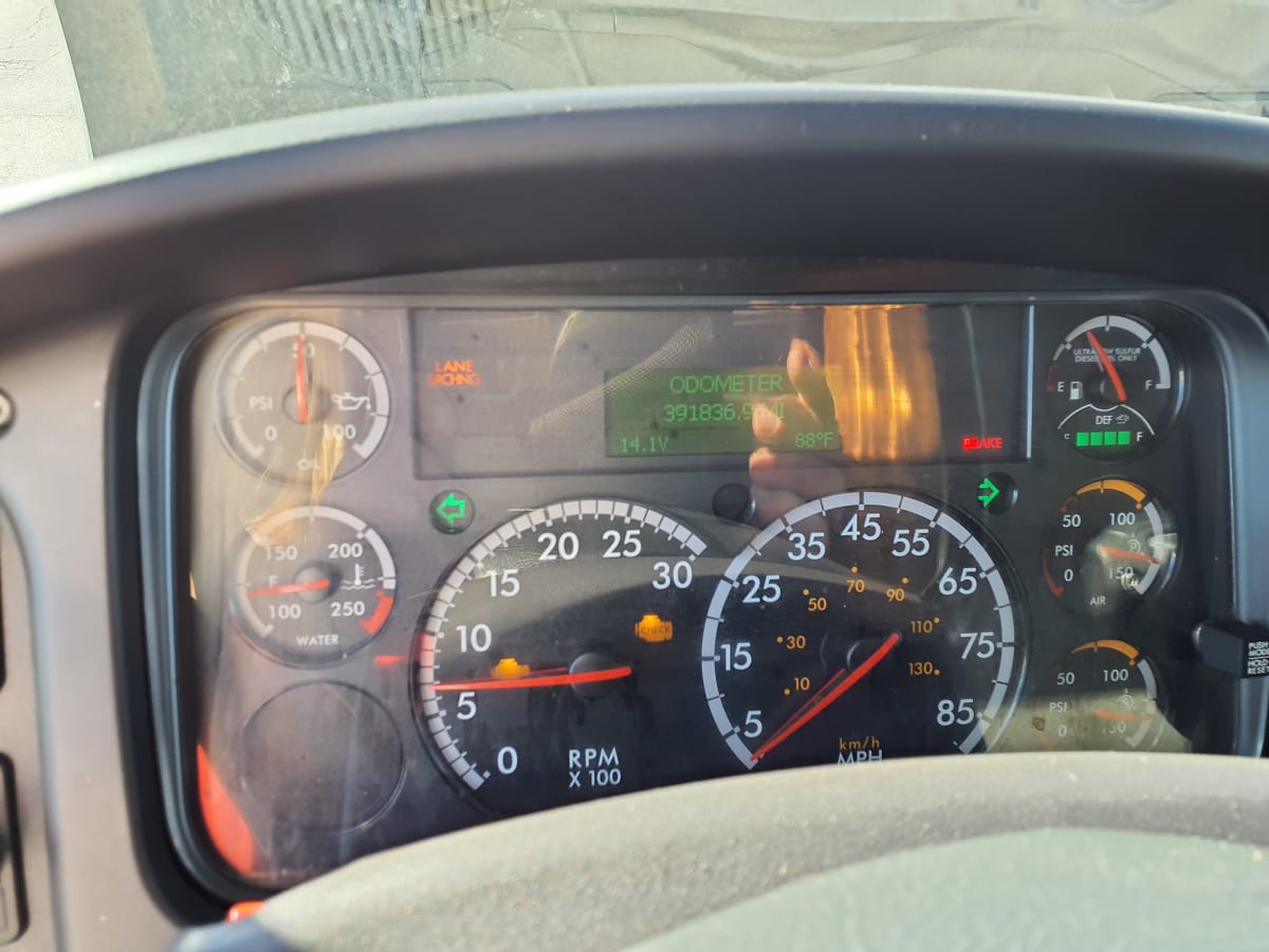 2020 Freightliner/Mercedes M2 106 586188