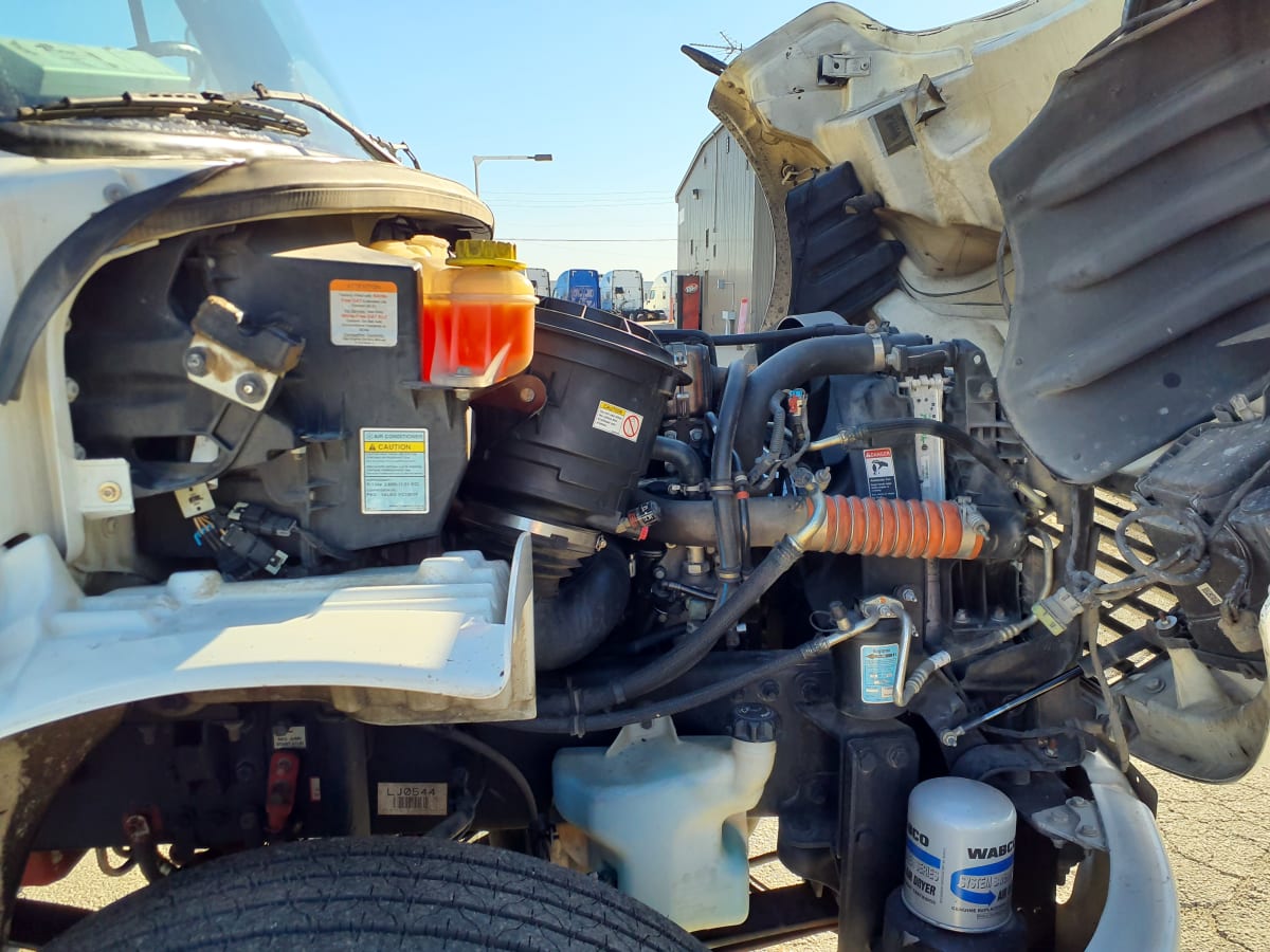 2020 Freightliner/Mercedes M2 106 586188