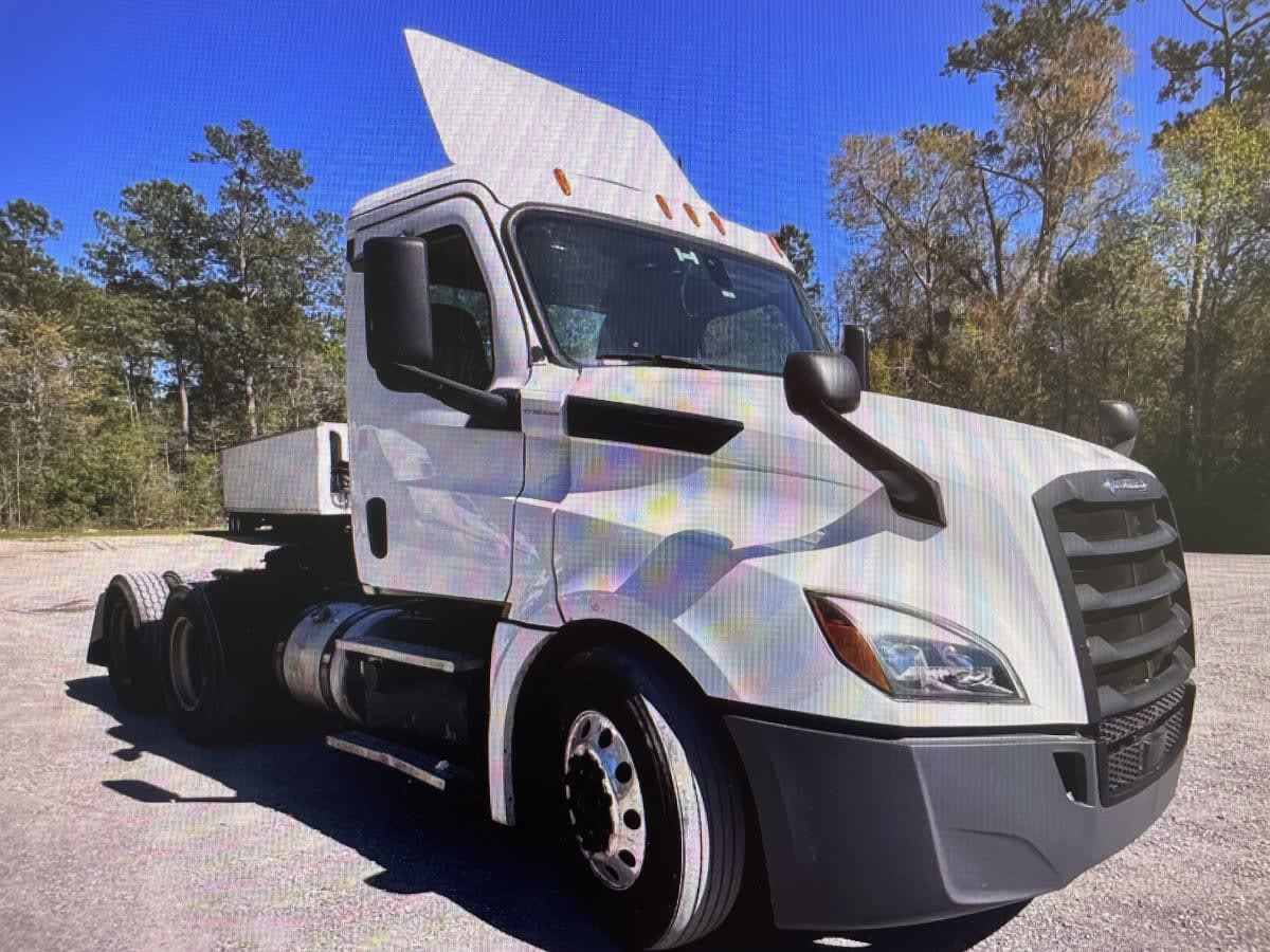 2019 Freightliner - image 7