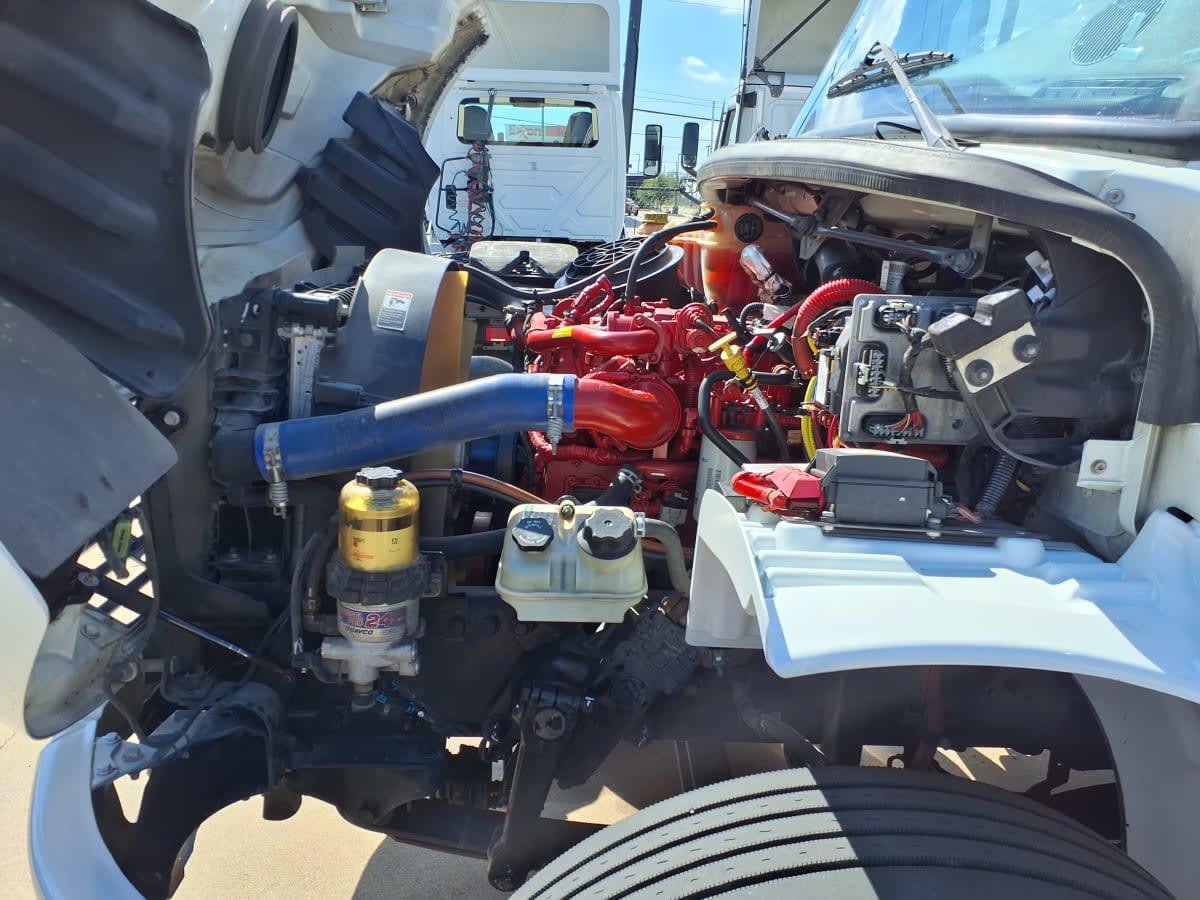 2023 Freightliner/Mercedes M2 106 589203