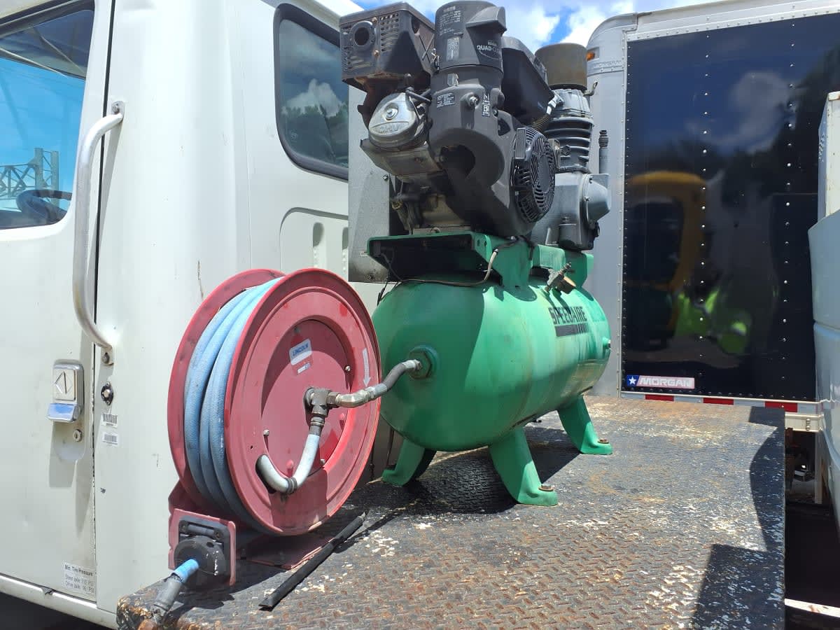 1998 Navistar International 4700 589292
