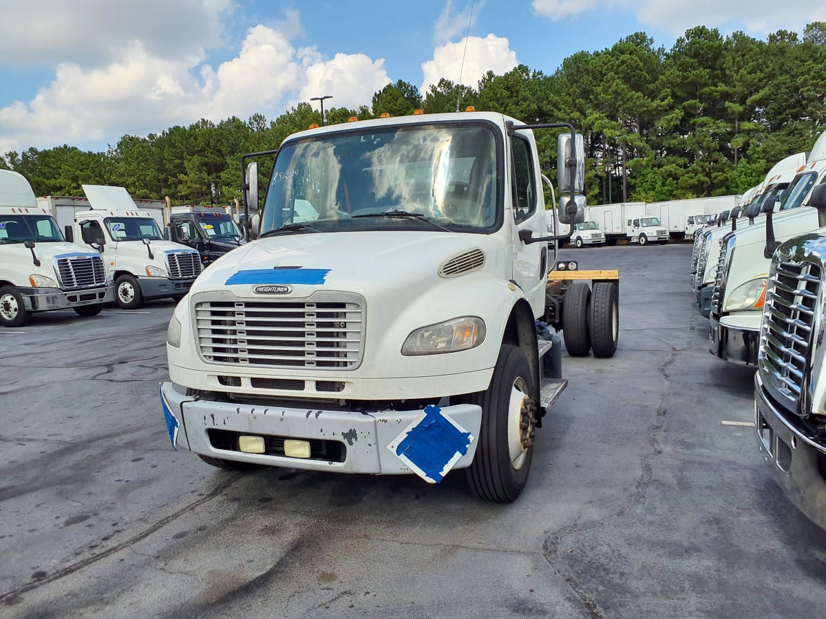 2015 Freightliner/Mercedes M2 106 592434