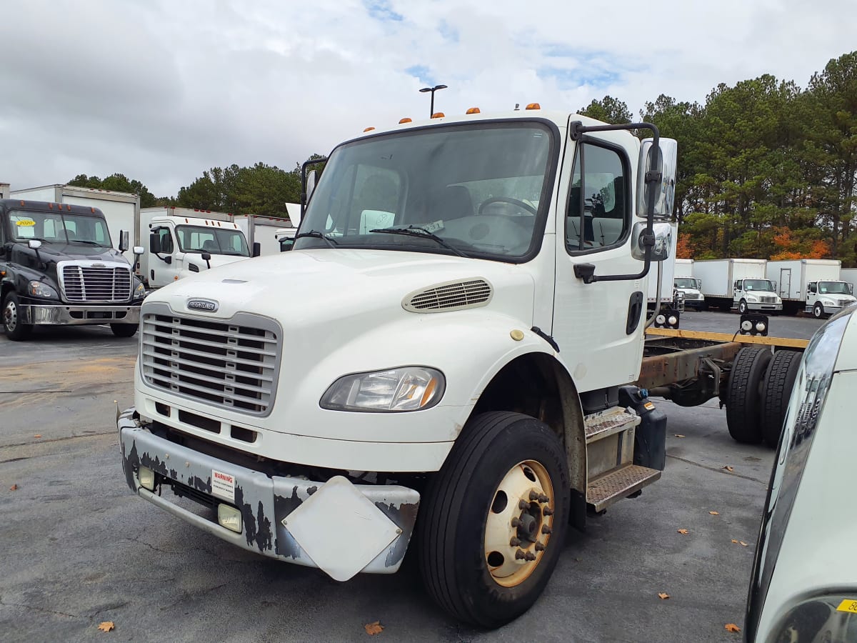 2015 Freightliner/Mercedes M2 106 592465