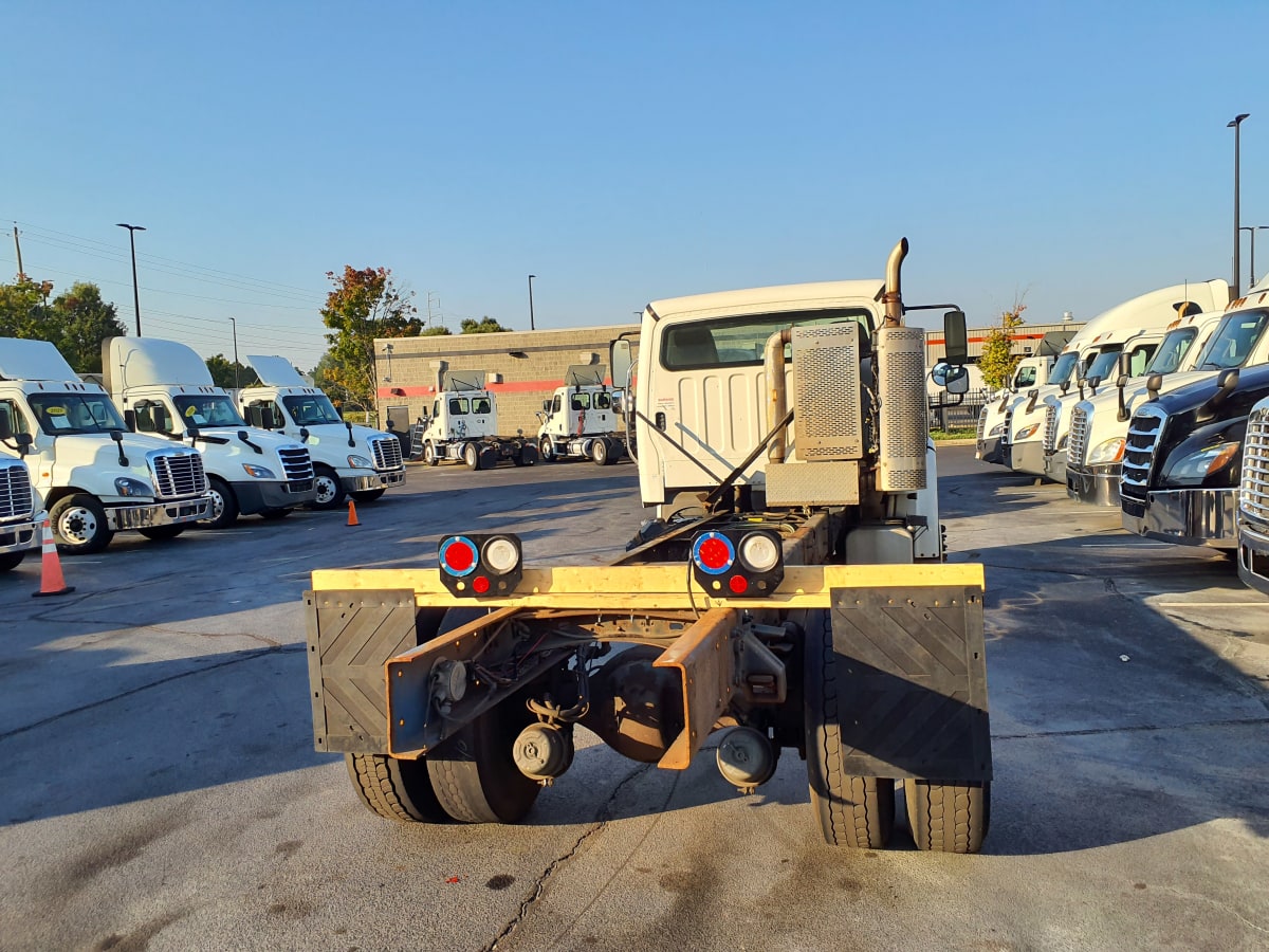 2015 Freightliner/Mercedes M2 106 592509