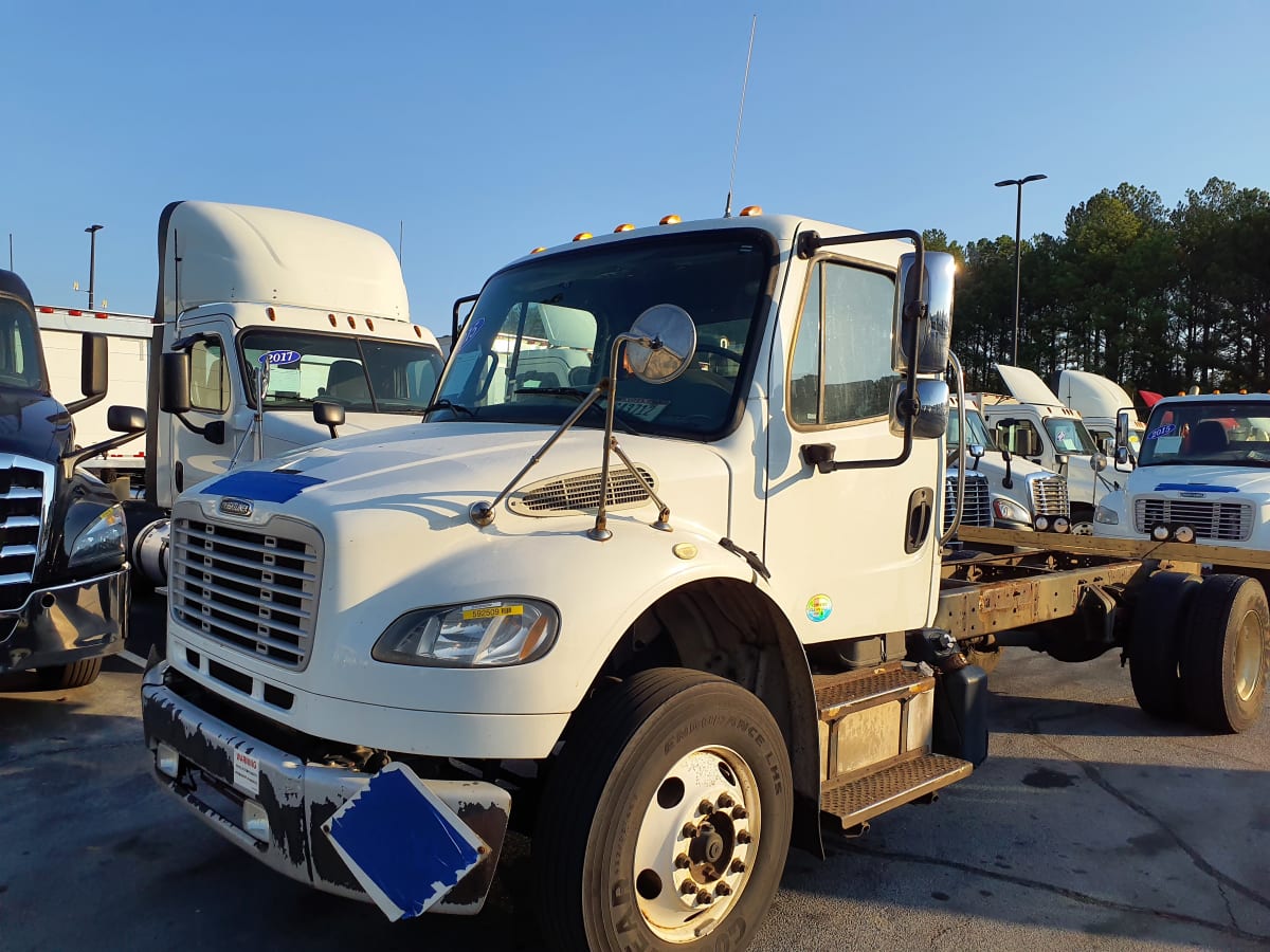 2015 Freightliner/Mercedes M2 106 592509