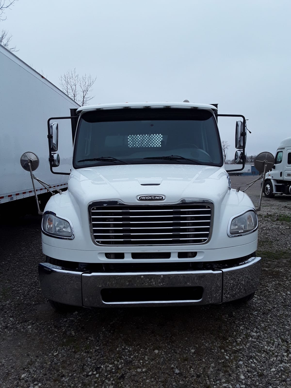 2015 Freightliner/Mercedes M2 106 592984