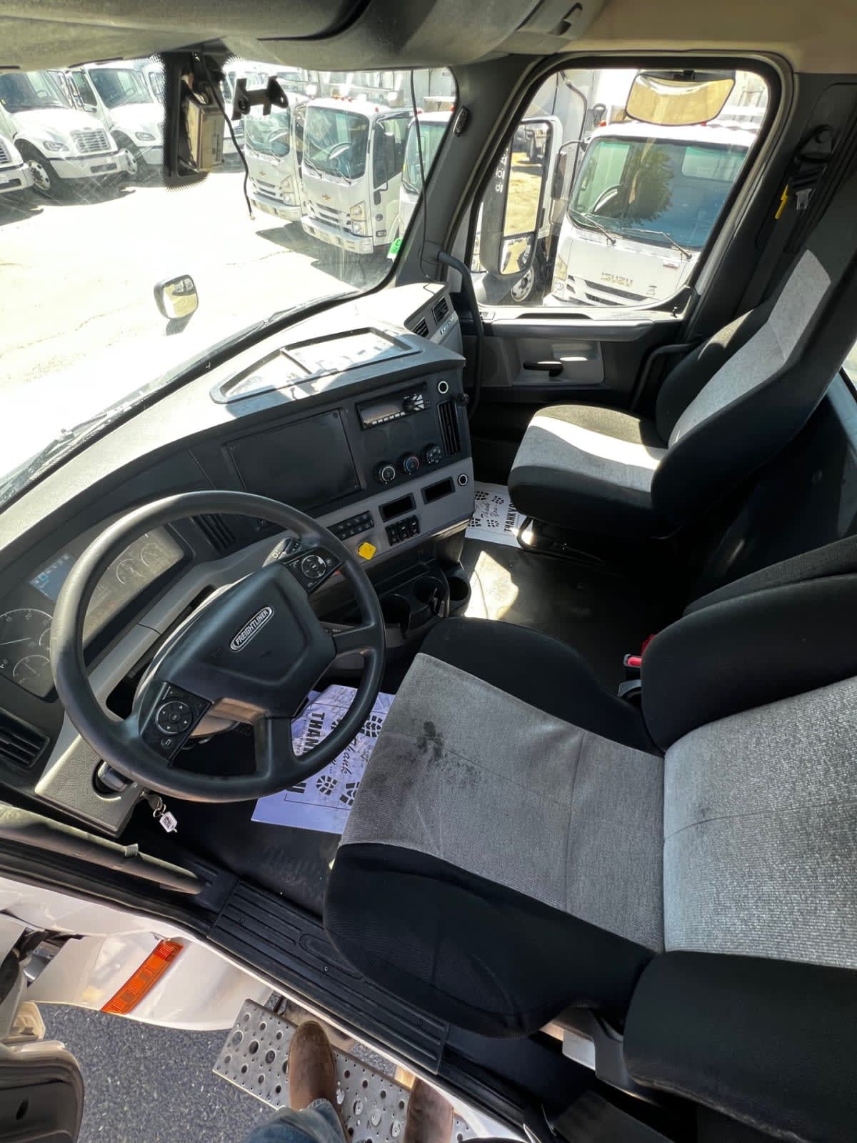 2018 Freightliner - image 7