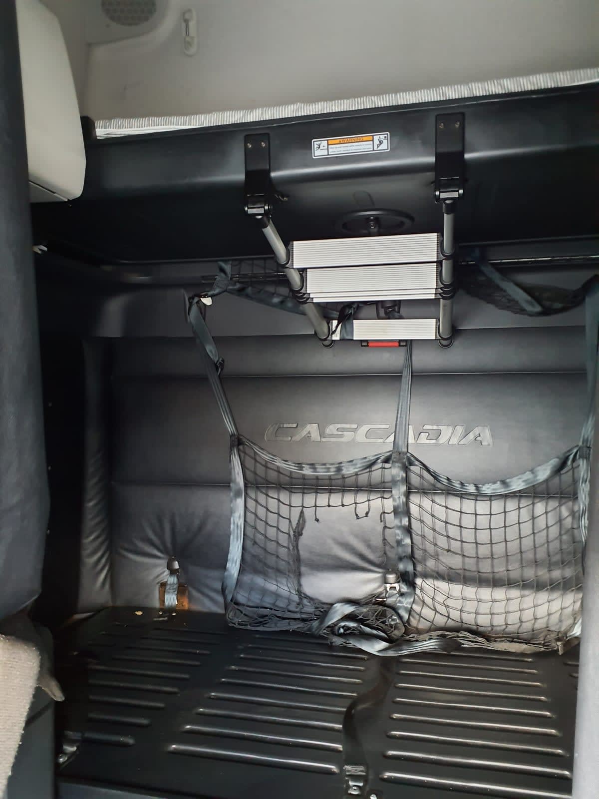 2023 Freightliner - image 8